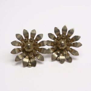 Vintage Barclay Flower Petal Gold Plated Clip-On Earrings